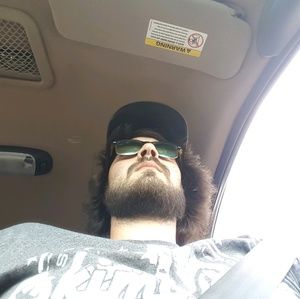 Meet your Posher, Jeremiah